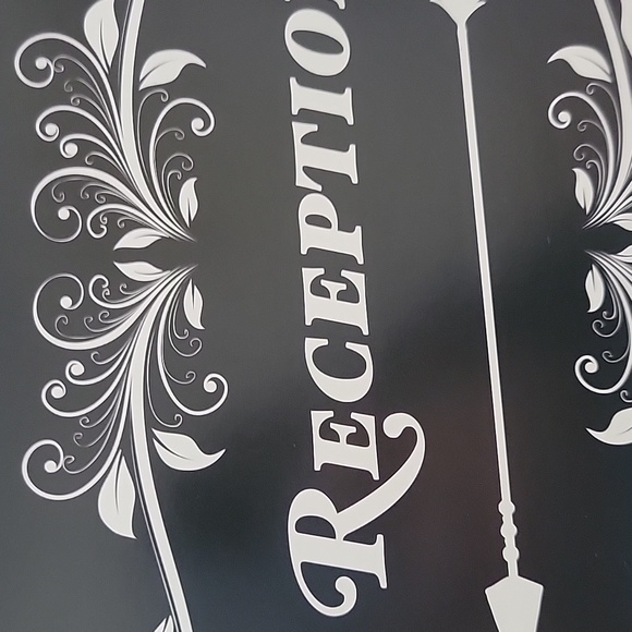 Table decor - Picture 2 of 7